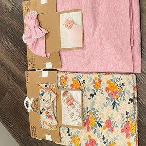 2 baby essential swaddle sets